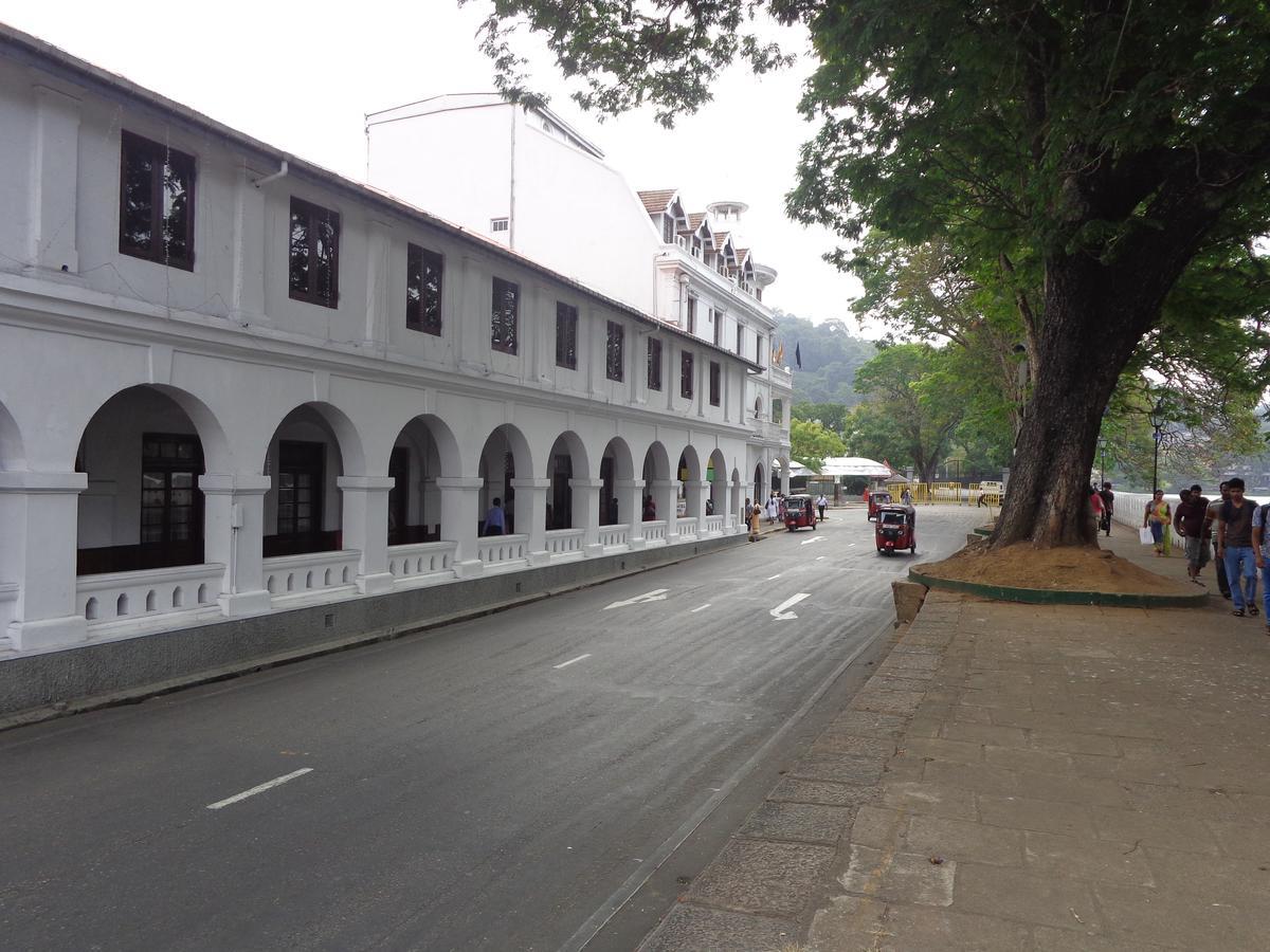 Cirute' Talwatte, Kandy Exterior photo