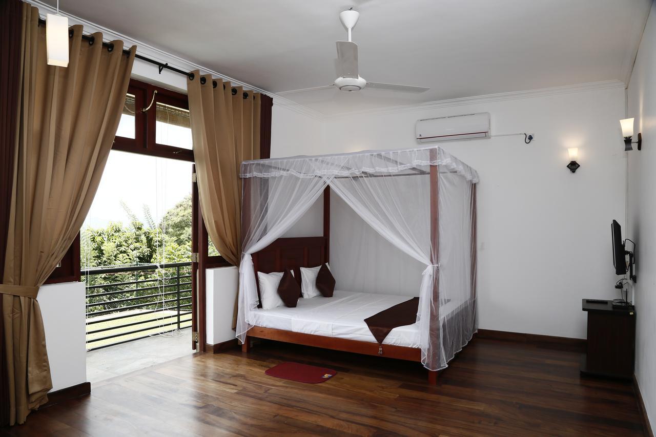 Cirute' Talwatte, Kandy Exterior photo