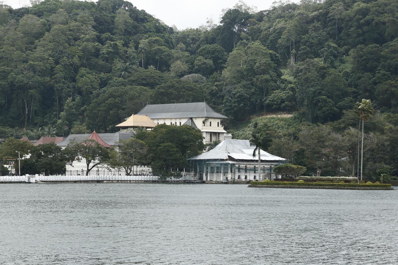 Cirute' Talwatte, Kandy Exterior photo